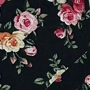 FREE 🆕Pink & Yellow Roses Leggings